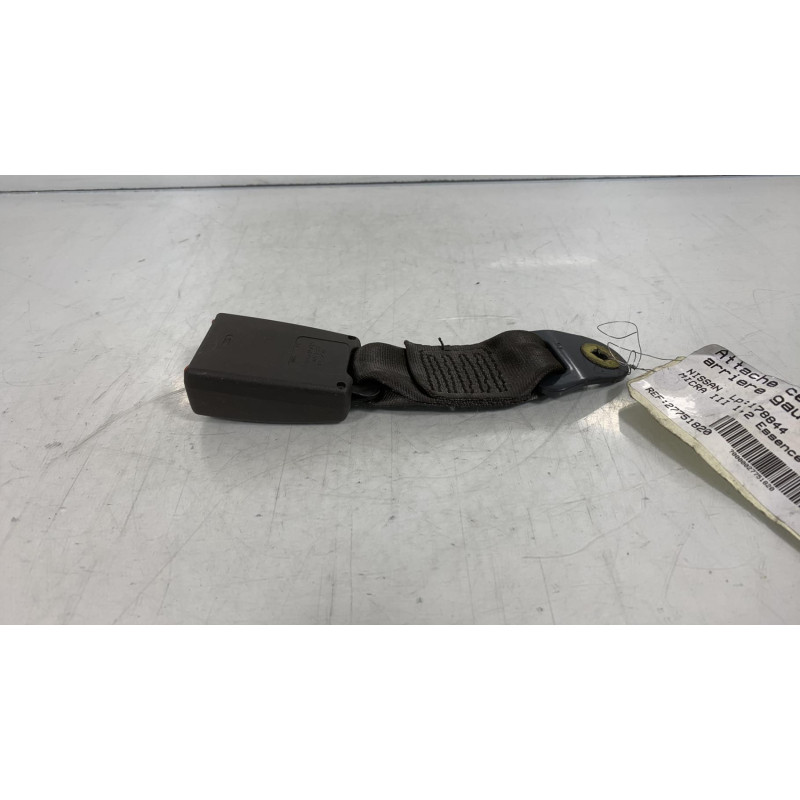 Attache ceinture arriere gauche NISSAN MICRA 3 Photo n°1