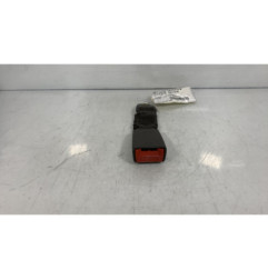 Attache ceinture arriere gauche NISSAN MICRA 3