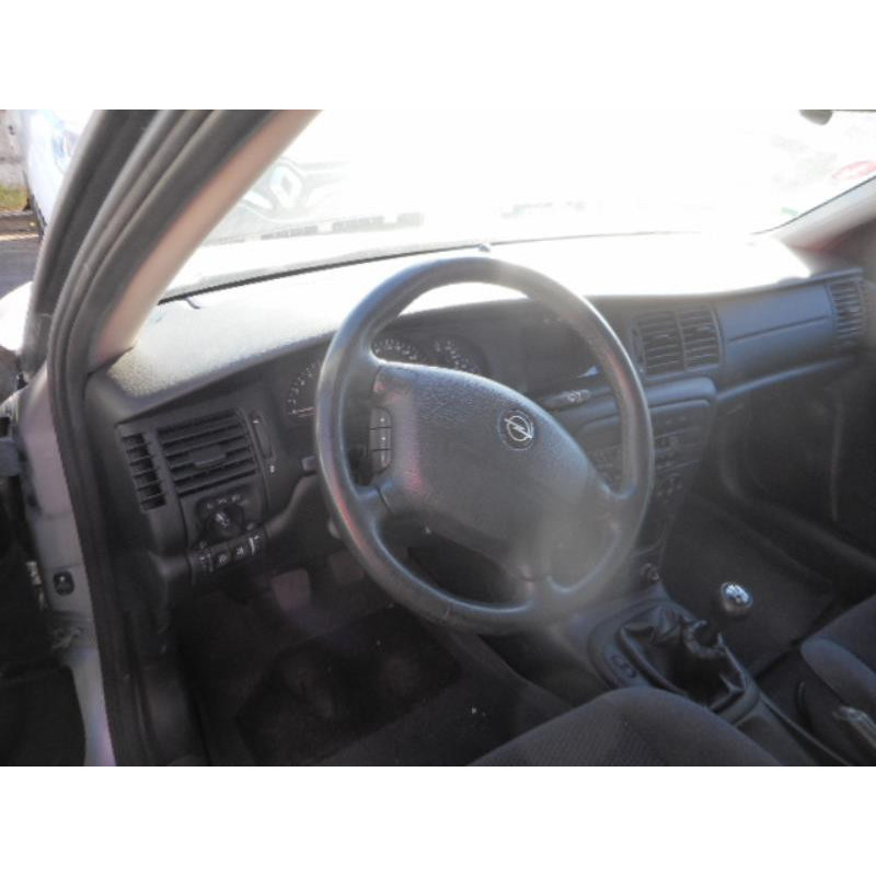 Retroviseur droit OPEL VECTRA B Photo n°8