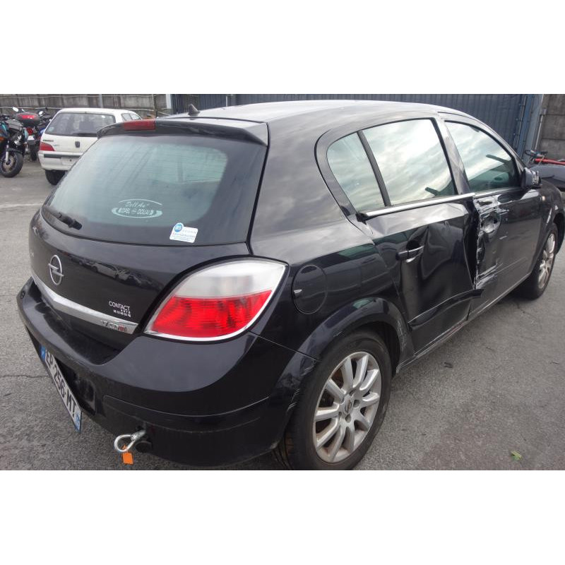 Malle/Hayon arriere OPEL ASTRA H Photo n°5