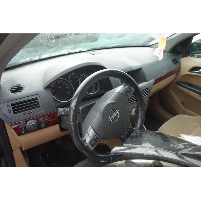 Malle/Hayon arriere OPEL ASTRA H Photo n°8