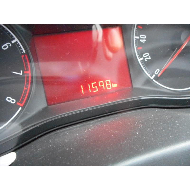 Bouton/Interrupteur OPEL CORSA E Photo n°10