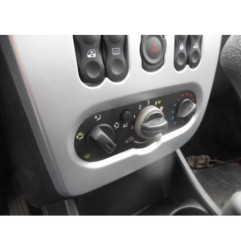 Ceinture arriere centrale DACIA SANDERO 1