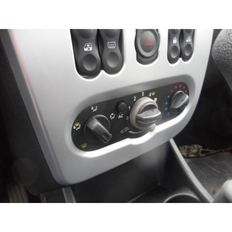 Ceinture arriere centrale DACIA SANDERO 1 Photo n°9