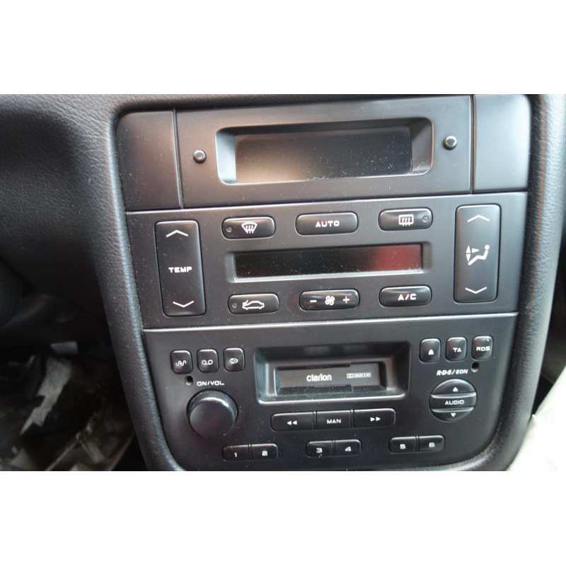 Poignee porte avant droit PEUGEOT 406 Photo n°9