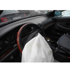 Serrure avant droit PEUGEOT 406