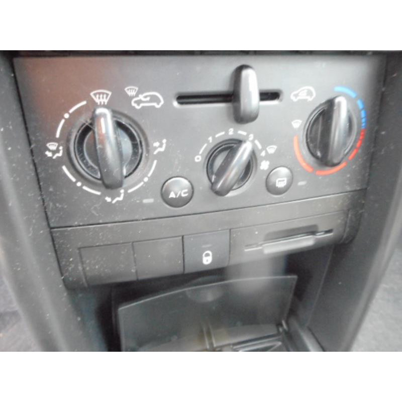 Ceinture arriere droit PEUGEOT 207 Photo n°11