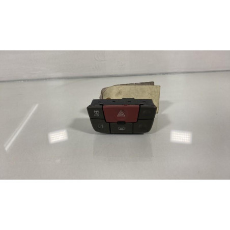Bouton de warning FIAT PANDA 2 Photo n°1