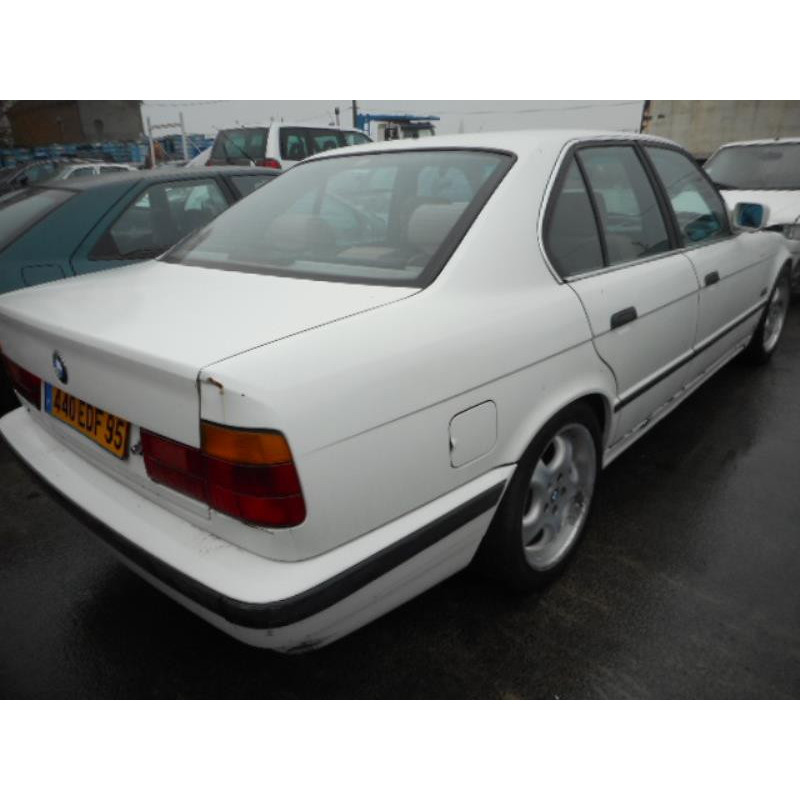 Feu arriere principal gauche (feux) BMW SERIE 5 E34 Photo n°6