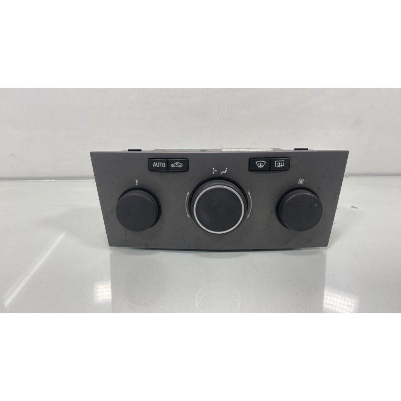Commande chauffage OPEL ZAFIRA B Photo n°1