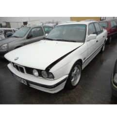 Optique avant secondaire droit (feux)(clignotant) BMW SERIE 5 E34