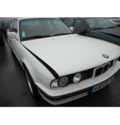 Optique avant secondaire droit (feux)(clignotant) BMW SERIE 5 E34