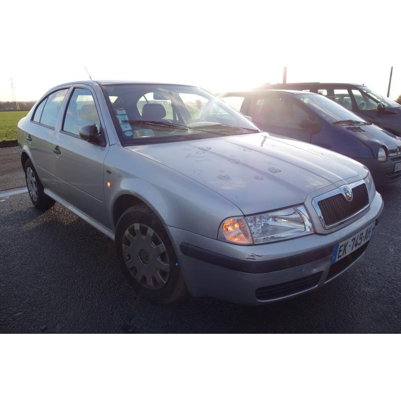 Avertisseur/Klaxon SKODA OCTAVIA 1 Photo n°5
