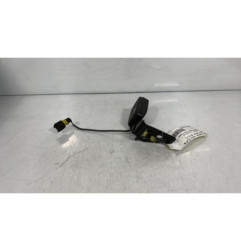 Attache ceinture arriere droit PEUGEOT 207