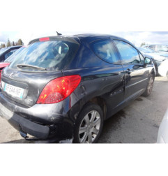 Attache ceinture arriere droit PEUGEOT 207