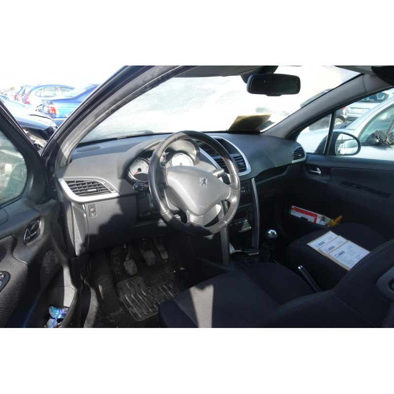 Attache ceinture arriere droit PEUGEOT 207 Photo n°8