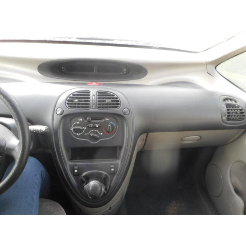 Serrure avant gauche CITROEN XSARA PICASSO Photo n°8