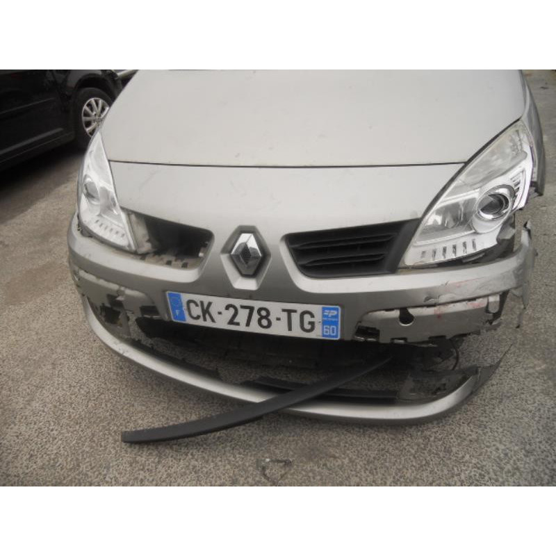 Bloc ABS (freins anti-blocage) RENAULT SCENIC 2 Photo n°4