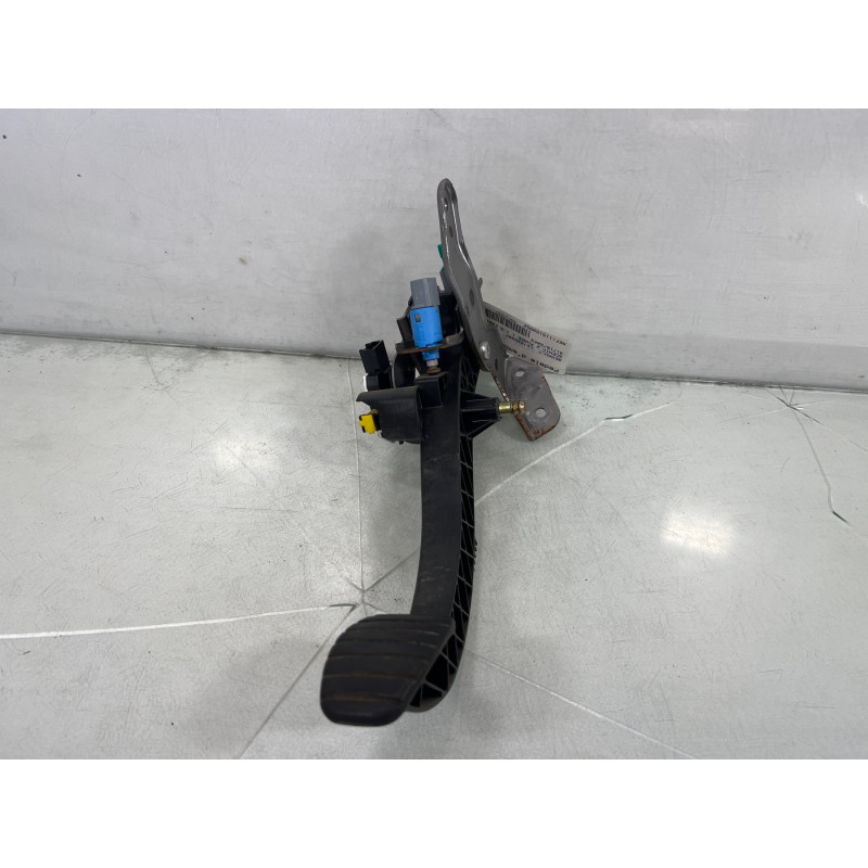 Pedale d'embrayage RENAULT SCENIC 2 Photo n°3