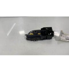 Poignee interieur avant droit TOYOTA YARIS 3
