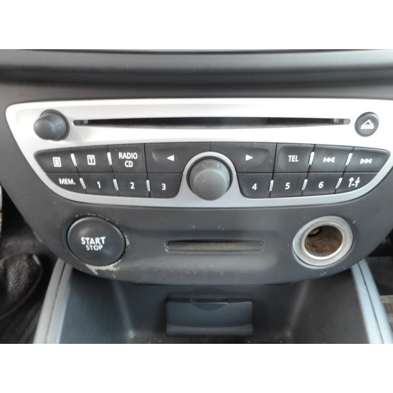 Pretensionneur de ceinture arriere droit RENAULT MEGANE 3 Photo n°12
