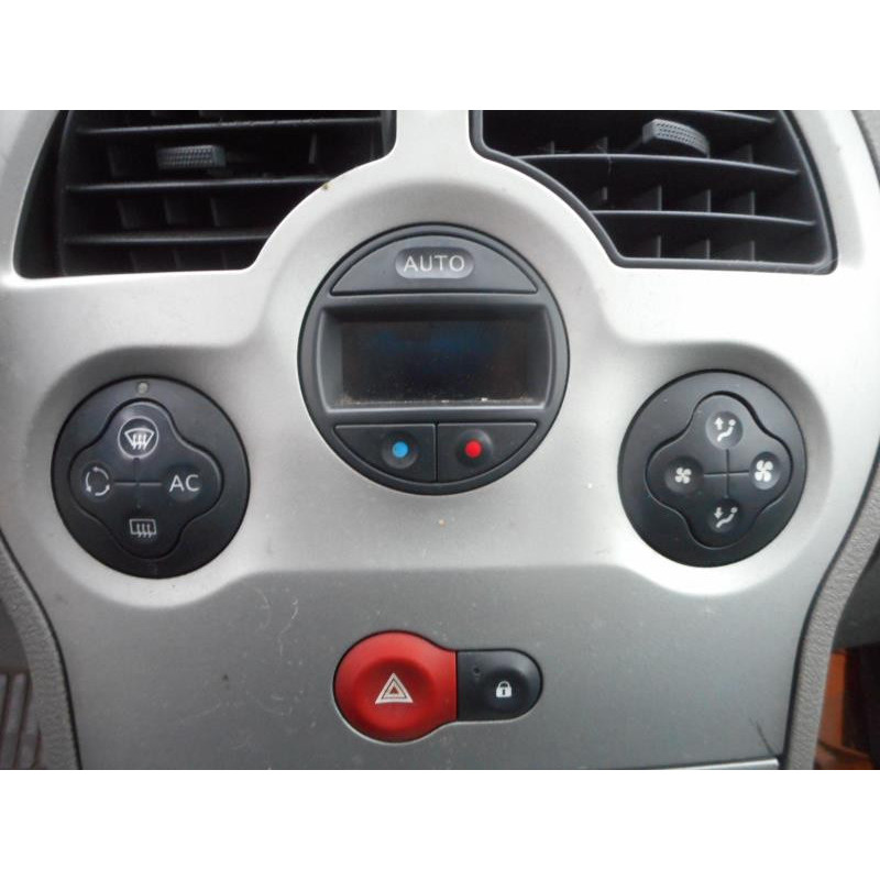 Poignee interieur arriere droit RENAULT MODUS Photo n°10