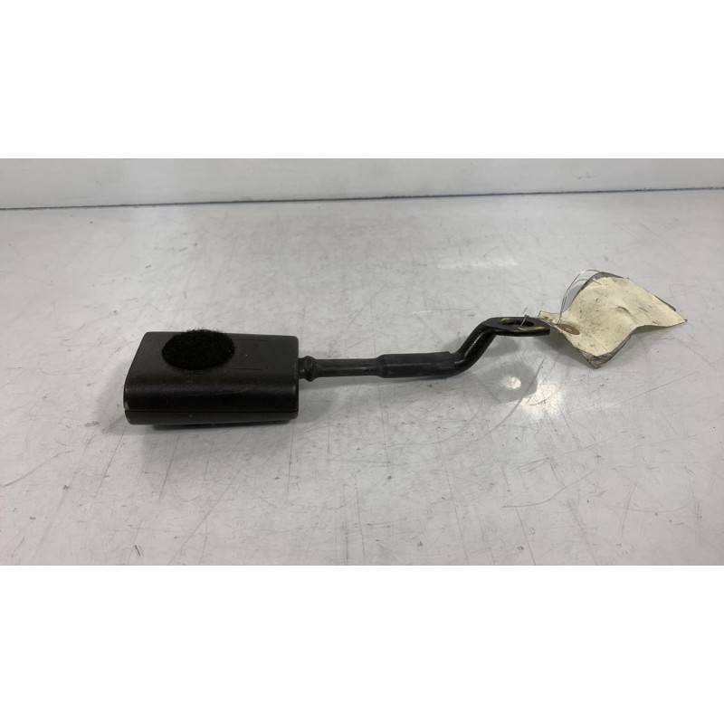 Attache ceinture avant droit ALFA ROMEO GT Photo n°1