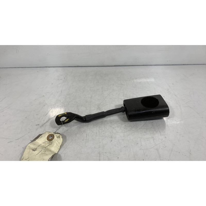 Attache ceinture avant droit ALFA ROMEO GT Photo n°3