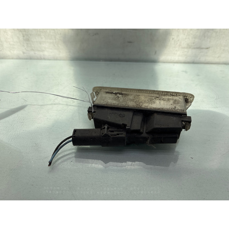 Eclairage de plaque RENAULT CLIO 2 Photo n°3