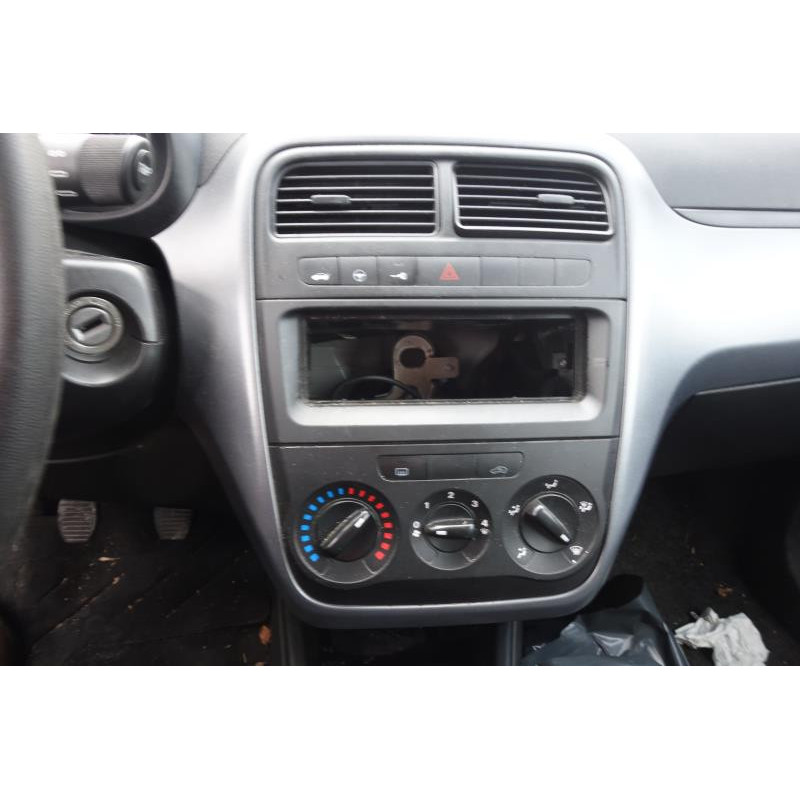 Commande chauffage FIAT GRANDE PUNTO Photo n°9