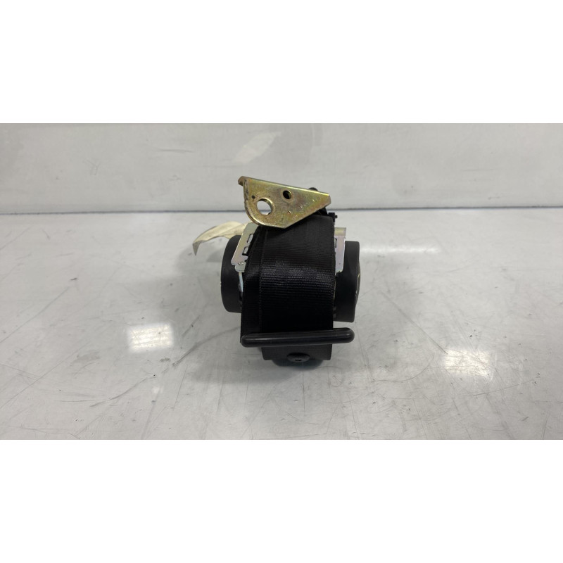 Ceinture arriere droit VOLKSWAGEN GOLF 5 Photo n°2