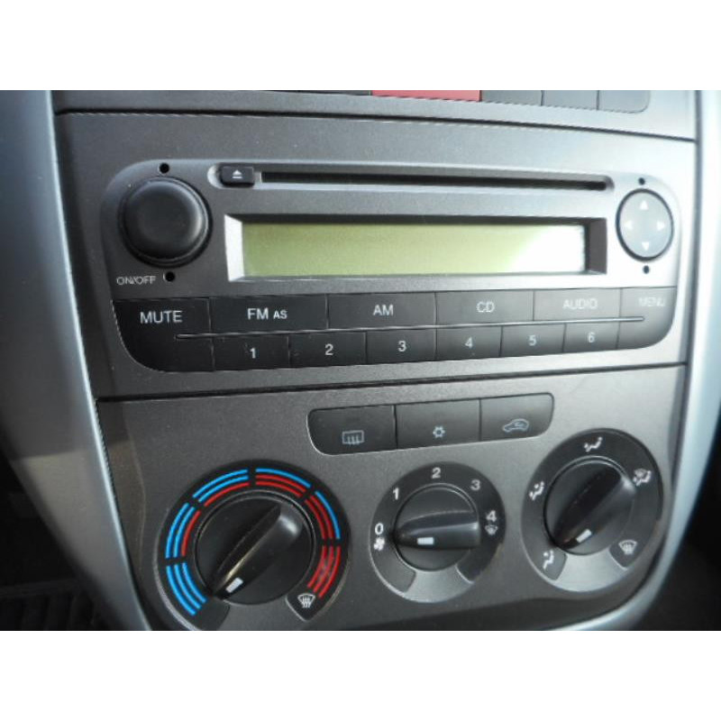 Pretensionneur de ceinture avant gauche FIAT GRANDE PUNTO Photo n°10