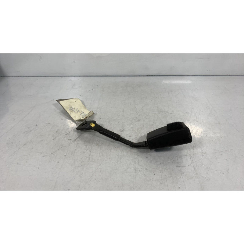 Attache ceinture arriere droit OPEL ASTRA H Photo n°3