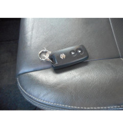 Commande anti brouillard arriere SUZUKI SWIFT 3