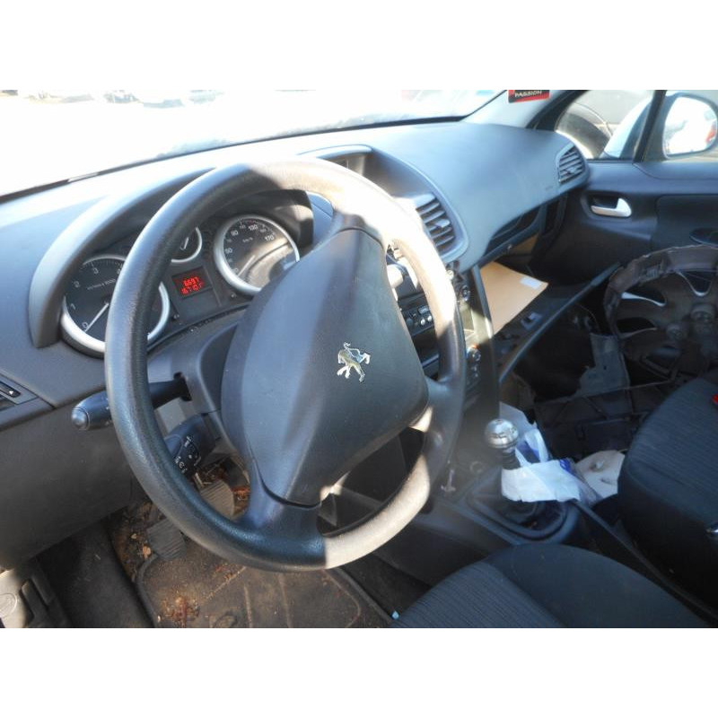 Poignee interieur avant droit PEUGEOT 207 Photo n°9