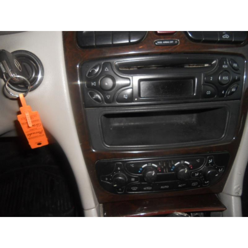 Autoradio d'origine MERCEDES CLASSE C 203 Photo n°10