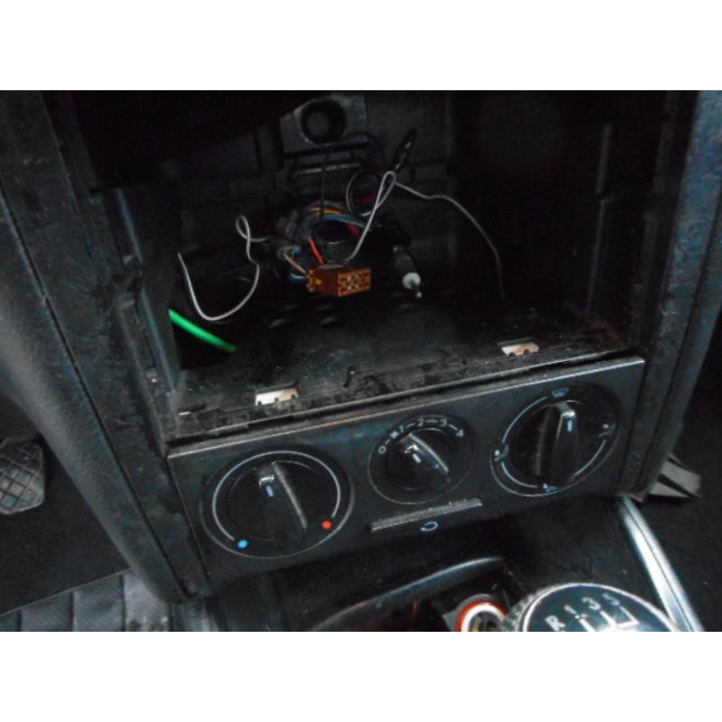 Bloc ABS (freins anti-blocage) VOLKSWAGEN GOLF 4 Photo n°10