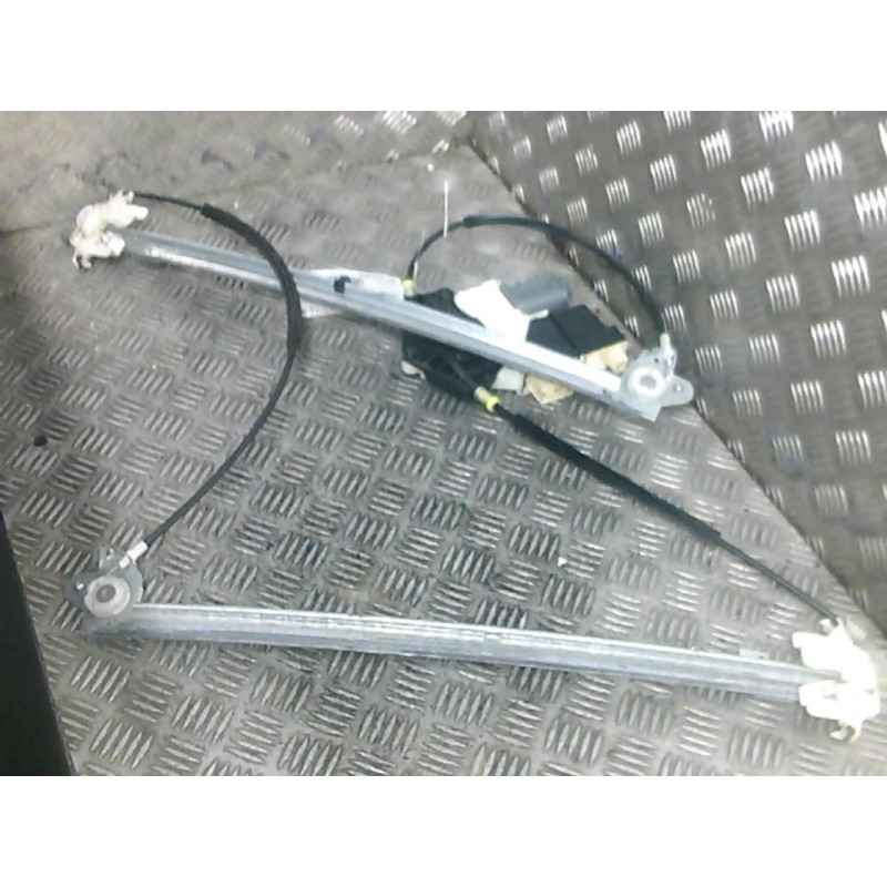 Leve vitre electrique avant gauche FIAT ULYSSE 2 Photo n°1