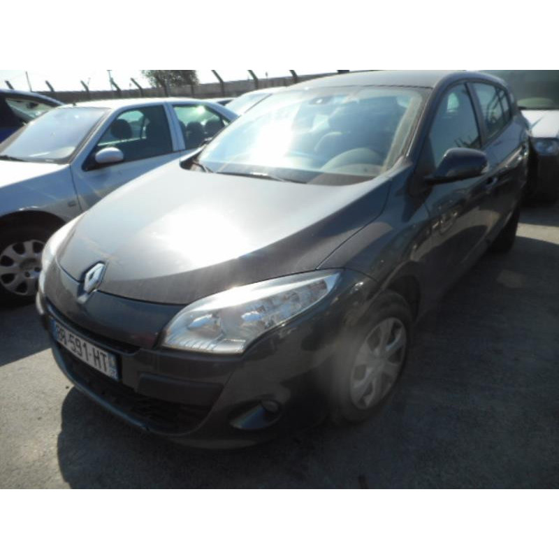 Pretensionneur de ceinture avant droit RENAULT MEGANE 3 Photo n°4