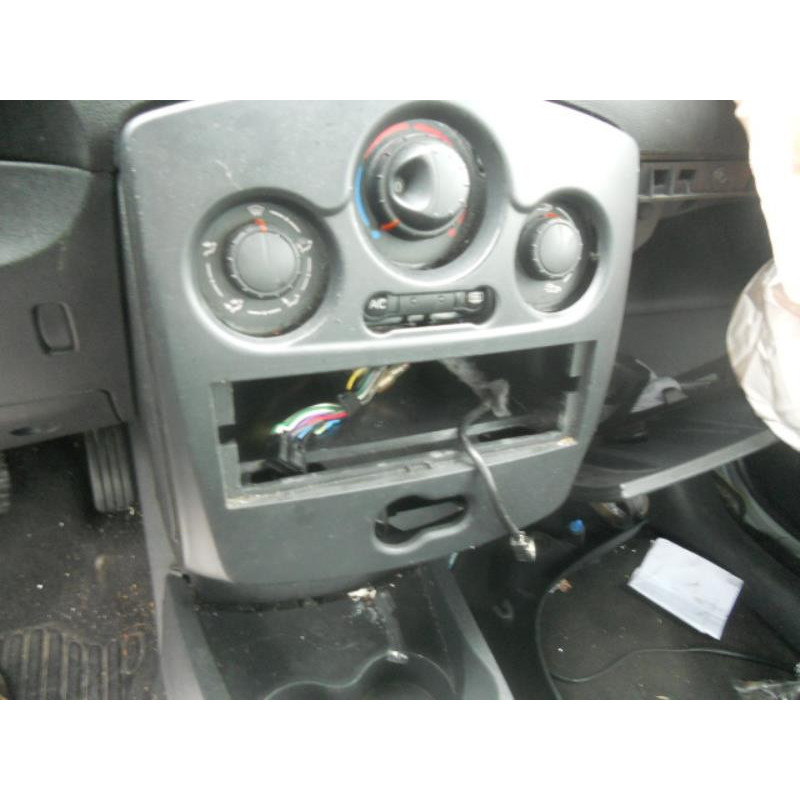 Bloc ABS (freins anti-blocage) RENAULT CLIO 3 Photo n°9