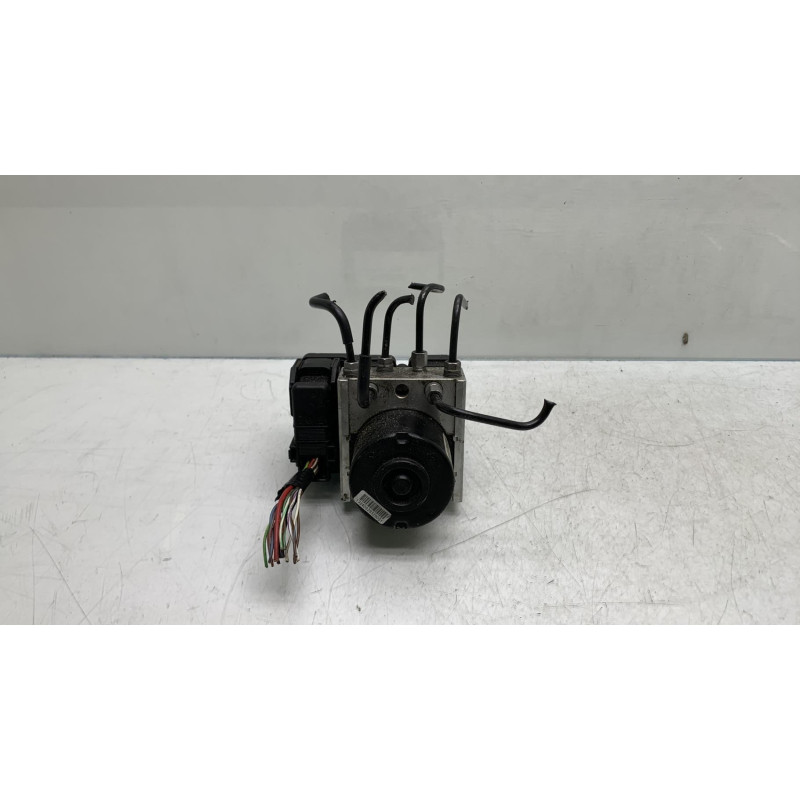 Bloc ABS (freins anti-blocage) MAZDA 3 1 Photo n°1