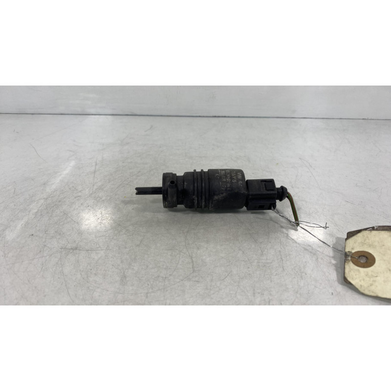 Pompe lave glace avant AUDI TT 1 Photo n°3
