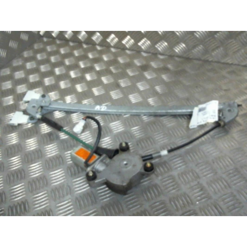 Leve vitre electrique avant droit OPEL AGILA A Photo n°1