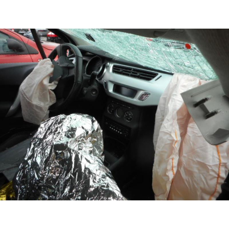 Serrure arriere droit CITROEN C3 2 Photo n°8