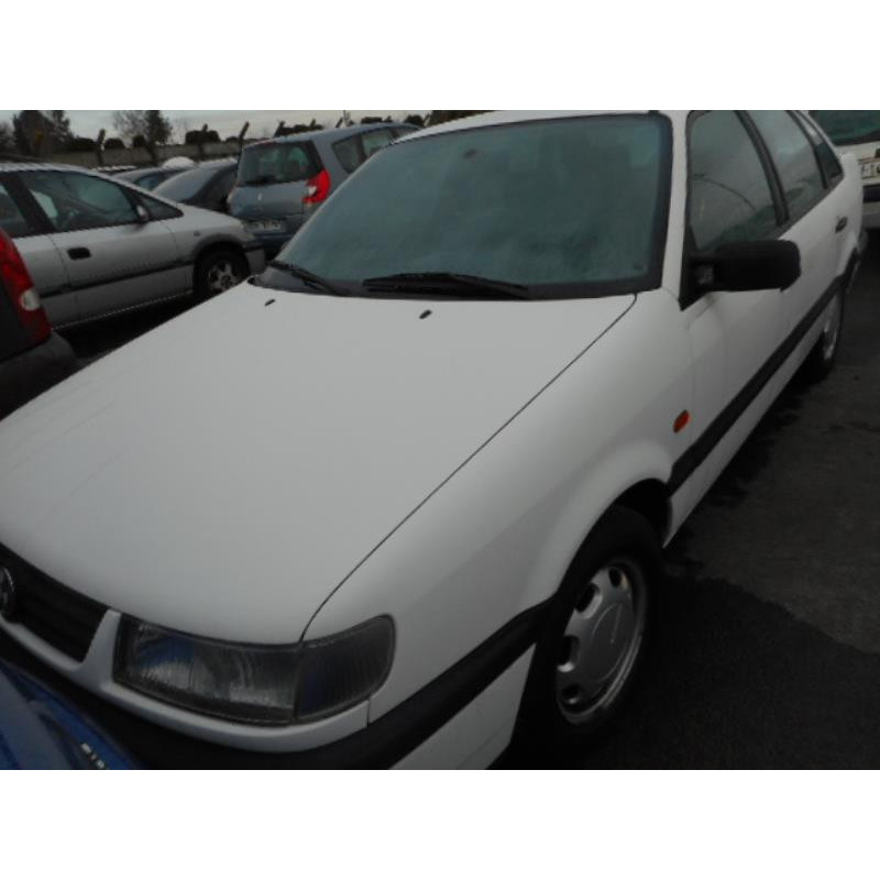 Capot VOLKSWAGEN PASSAT 3 Photo n°3