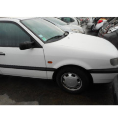 Capot VOLKSWAGEN PASSAT 3