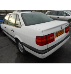 Capot VOLKSWAGEN PASSAT 3