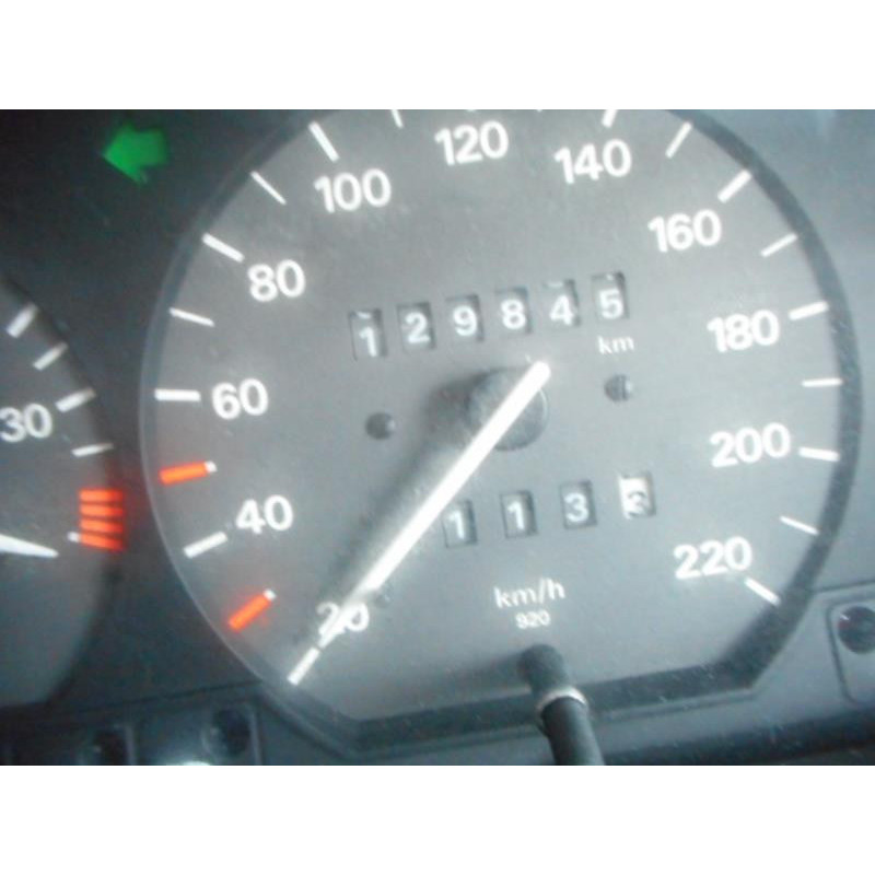 Capot VOLKSWAGEN PASSAT 3 Photo n°9
