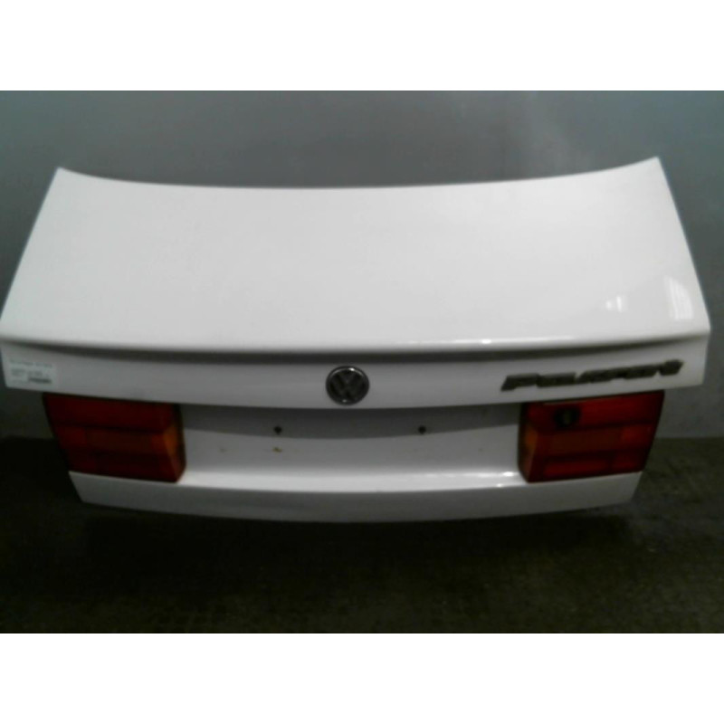 Malle/Hayon arriere VOLKSWAGEN PASSAT 3 Photo n°1