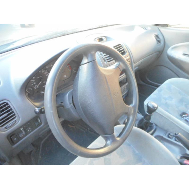 Retroviseur droit MITSUBISHI CARISMA Photo n°8